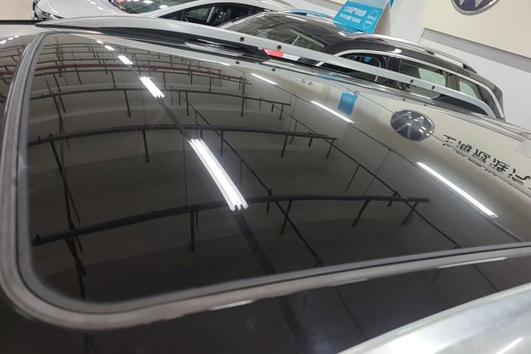 Used Chevrolet Equinox 2019 535T Automatic YuJie Edition China VI Roof