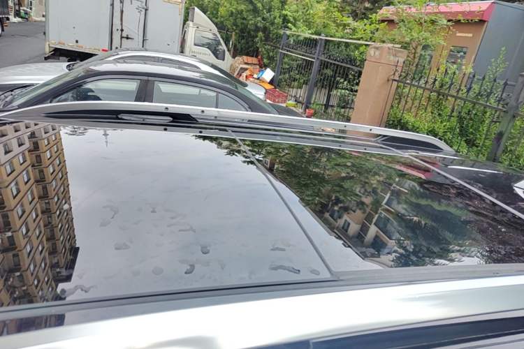 Used Chevrolet Equinox 2019 535T Automatic YuJie Edition China VI Roof