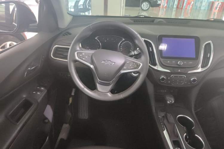 Used Chevrolet Equinox 2019 Redline 550T Automatic All-Wheel-Drive RS Model China VI Standard Steering Wheel