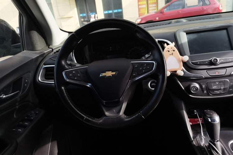 Used Chevrolet Equinox 2019 535T Automatic Chijie Edition China V Standard Steering Wheel