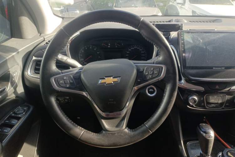 Used Chevrolet Equinox 2019 535T Automatic Chijie Edition China VI Steering Wheel