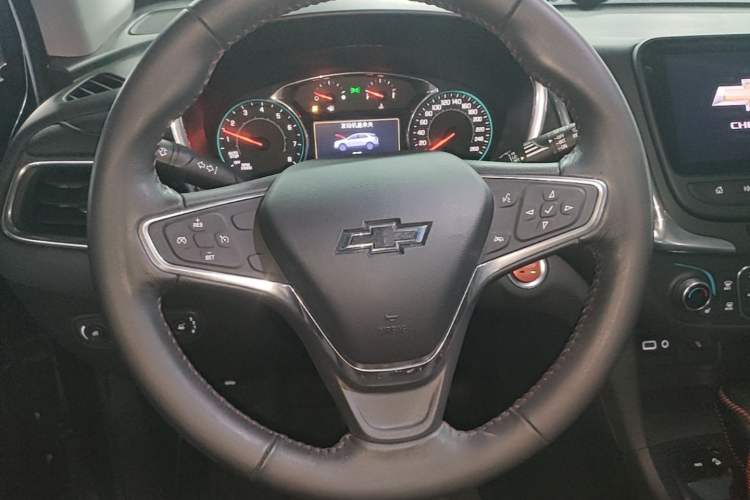 Used Chevrolet Equinox 2019 Redline 550T Automatic All-Wheel-Drive RS Model China VI Standard Steering Wheel