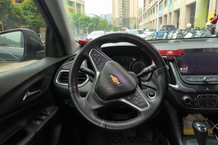 Used Chevrolet Equinox 2019 535T Automatic YuJie Edition China VI Steering Wheel