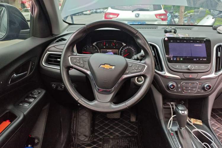 Used Chevrolet Equinox 2019 535T Automatic YuJie Edition China V Standard Steering Wheel