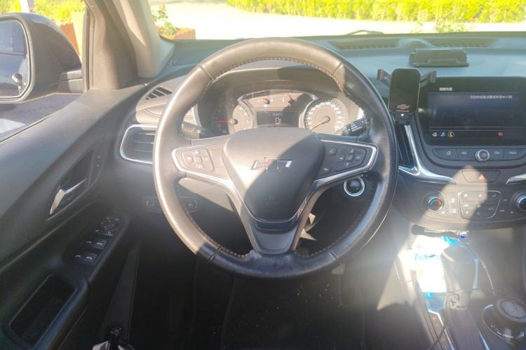 Used Chevrolet Equinox 2019 Redline 550T Automatic All-Wheel-Drive RS Model China VI Standard Steering Wheel