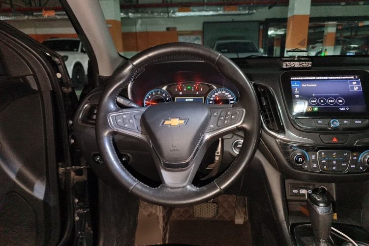 Used Chevrolet Equinox 2019 535T Automatic YuJie Edition China V Standard Steering Wheel