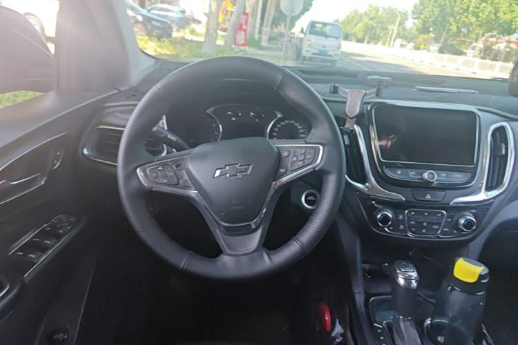 Used Chevrolet Equinox 2019 535T Automatic YuJie Edition China VI Steering Wheel