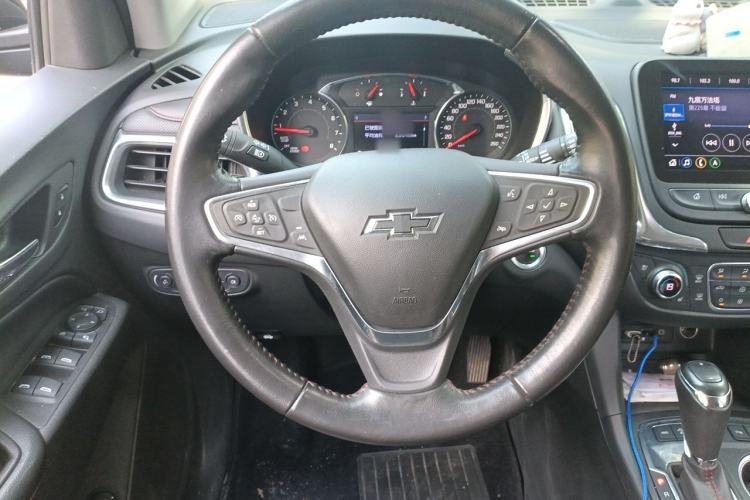 Used Chevrolet Equinox 2019 Redline 550T Automatic All-Wheel-Drive Trailblazer RS China VI Standard Steering Wheel