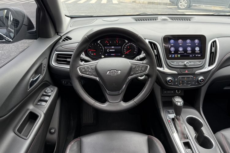 Used Chevrolet Equinox 2019 Redline 550T Automatic All-Wheel-Drive RS Model China VI Standard Steering Wheel
