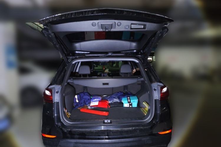 Used Chevrolet Equinox 2019 535T Automatic YuJie Edition China V Standard Trunk