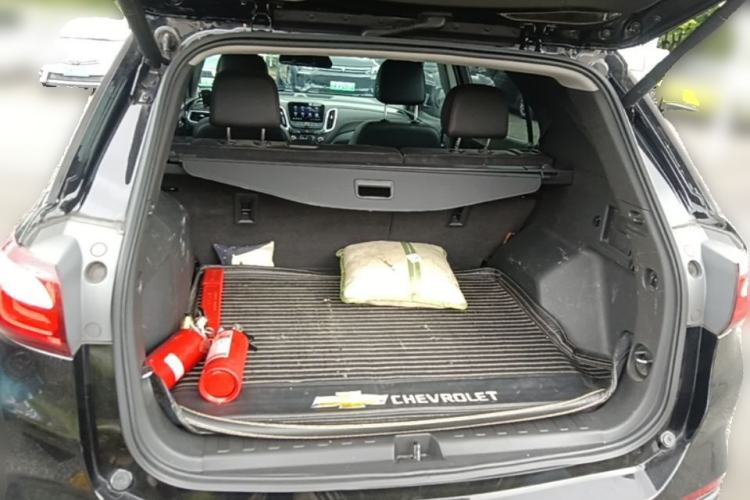 Used Chevrolet Equinox 2019 Redline 550T Automatic All-Wheel-Drive Trailblazer RS China V Standard Trunk