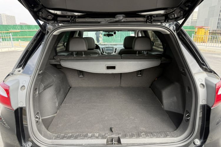 Used Chevrolet Equinox 2019 535T Automatic Chijie Edition China VI Trunk