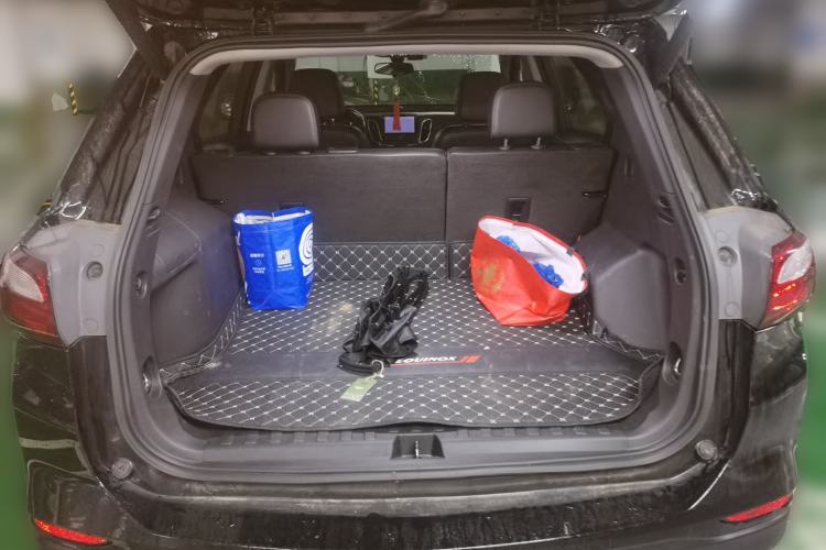 Used Chevrolet Equinox 2019 535T Automatic YuJie Edition China V Standard Trunk