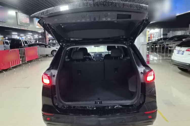 Used Chevrolet Equinox 2019 535T Automatic Lingjie Edition China VI Standard Trunk