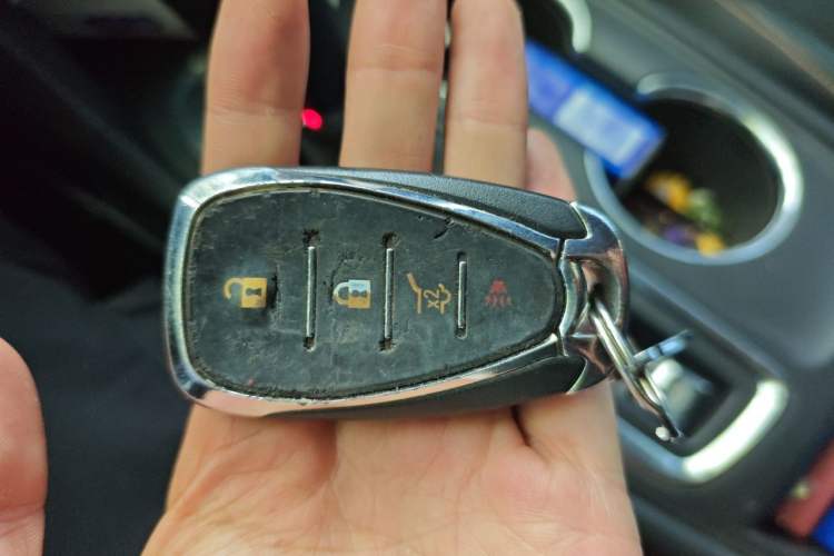 Used Chevrolet Equinox 2019 535T Automatic YuJie Edition China VI Vehicle Key