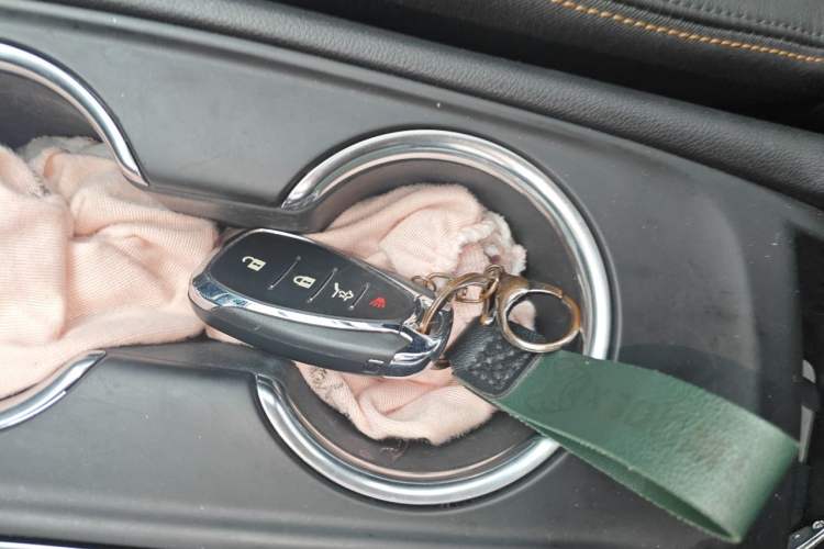 Used Chevrolet Equinox 2019 535T Automatic YuJie Edition China V Standard Vehicle Key