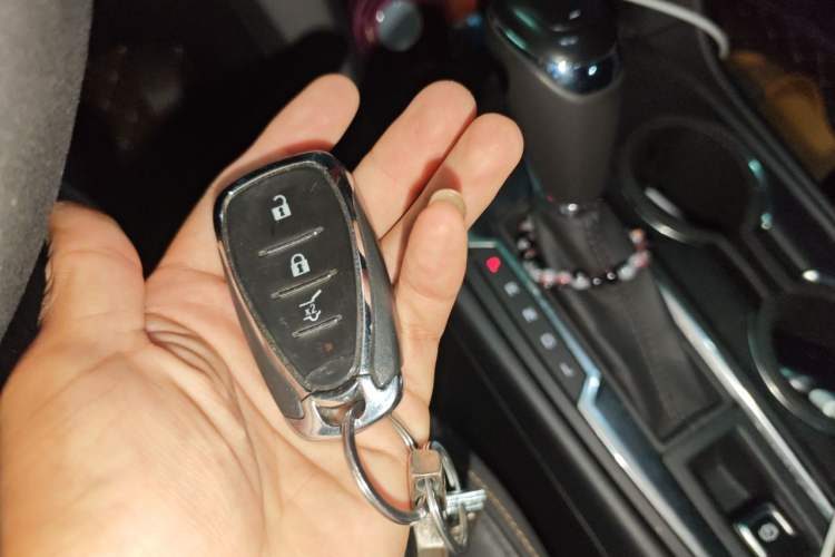 Used Chevrolet Equinox 2019 535T Automatic YuJie Edition China V Standard Vehicle Key