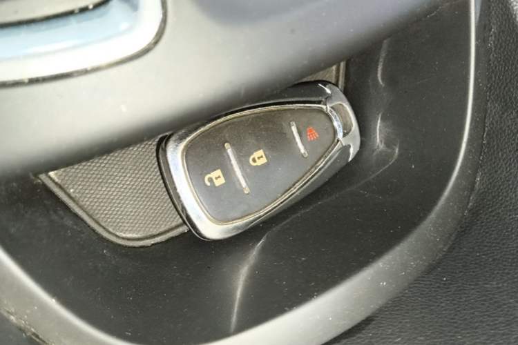 Used Chevrolet Equinox 2019 535T Automatic Chijie Edition China VI Vehicle Key