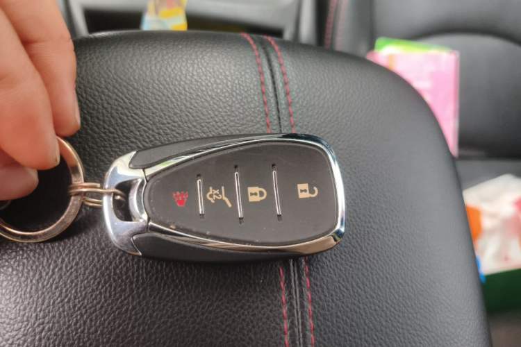 Used Chevrolet Equinox 2019 Redline 550T Automatic All-Wheel-Drive Trailblazer RS China VI Standard Vehicle Key