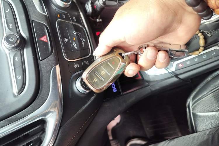 Used Chevrolet Equinox 2019 535T Automatic Chijie Edition China V Standard Vehicle Key