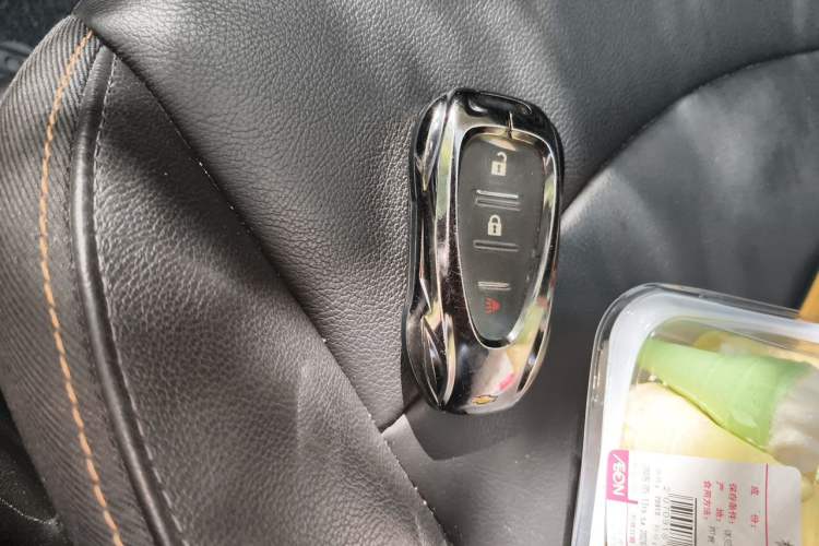 Used Chevrolet Equinox 2019 535T Automatic Chijie Edition China VI Vehicle Key