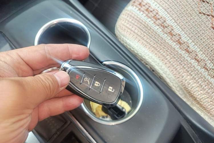 Used Chevrolet Equinox 2019 535T Automatic YuJie Edition China VI Vehicle Key