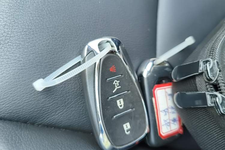 Used Chevrolet Equinox 2019 Redline 550T Automatic All-Wheel-Drive RS Model China VI Standard Vehicle Key