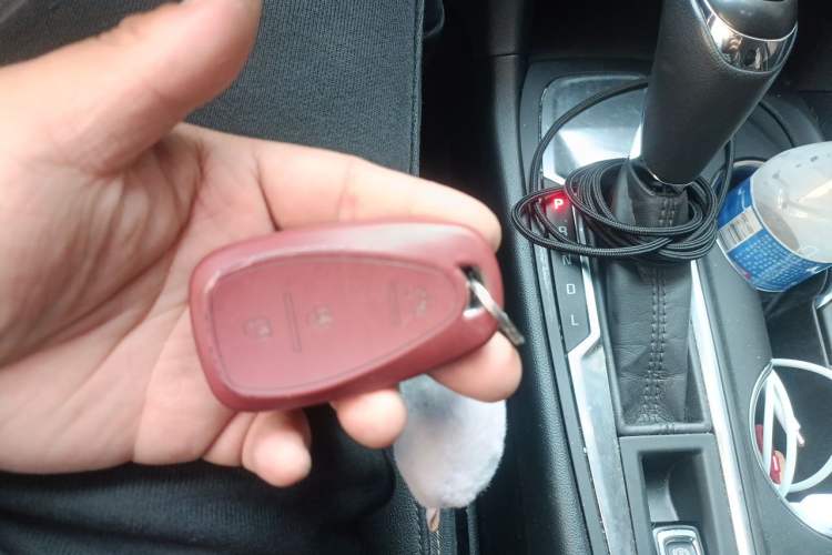 Used Chevrolet Equinox 2019 535T Automatic Chijie Edition China VI Vehicle Key