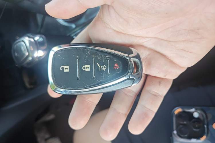 Used Chevrolet Equinox 2019 535T Automatic YuJie Edition China VI Vehicle Key