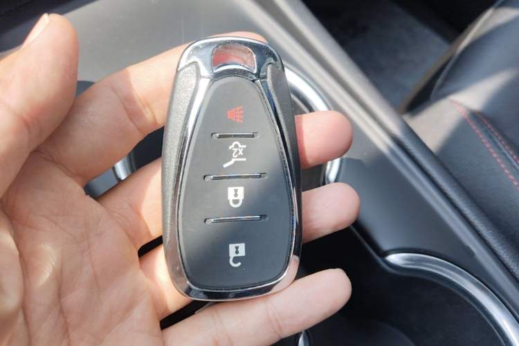 Used Chevrolet Equinox 2019 Redline 550T Automatic All-Wheel-Drive RS Model China VI Standard Vehicle Key