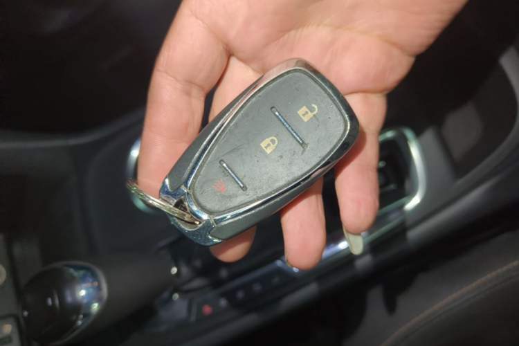 Used Chevrolet Equinox 2019 535T Automatic Chijie Edition China VI Vehicle Key