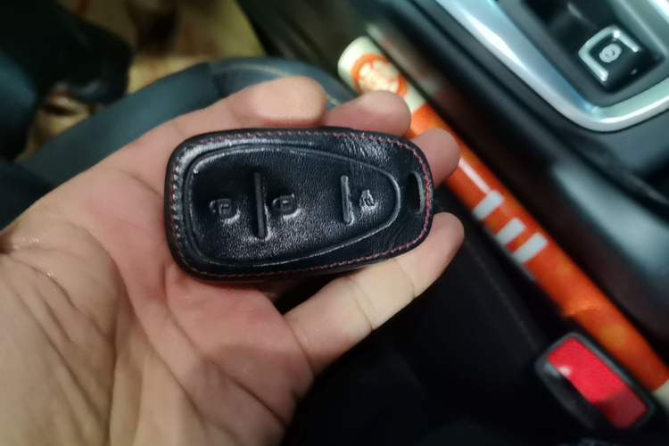 Used Chevrolet Equinox 2019 535T Automatic Lingjie Edition China VI Standard Vehicle Key