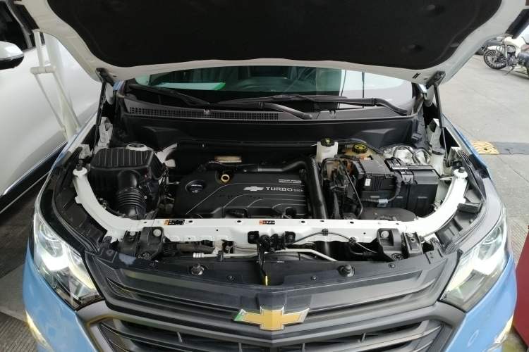 Used Chevrolet Equinox 2019 535T Automatic Chijie Edition China VI Engine Bay