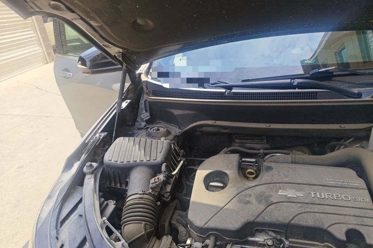 Used Chevrolet Equinox 2019 535T Automatic YuJie Edition China V Standard Engine Bay Right
