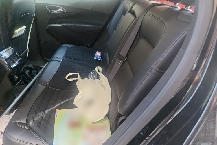 Used Chevrolet Equinox 2019 535T Automatic YuJie Edition China V Standard Left Rear Seat