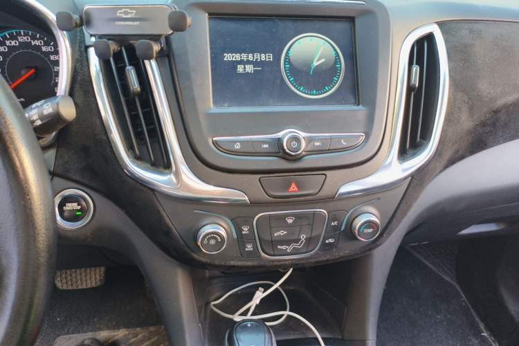 Used Chevrolet Equinox 2019 535T Automatic Lingjie Edition China VI Standard Audio And AC Panel