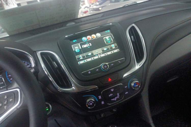 Used Chevrolet Equinox 2019 535T Automatic Chijie Edition China V Standard Audio And AC Panel