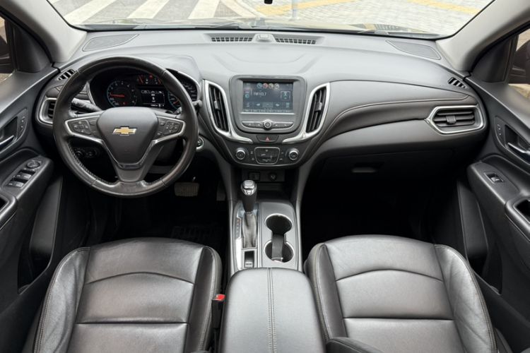 Used Chevrolet Equinox 2019 535T Automatic Chijie Edition China VI Audio And AC Panel