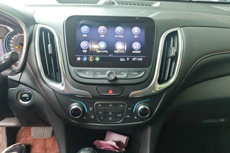 Used Chevrolet Equinox 2019 Redline 550T Automatic All-Wheel-Drive RS Model China VI Standard Audio And AC Panel