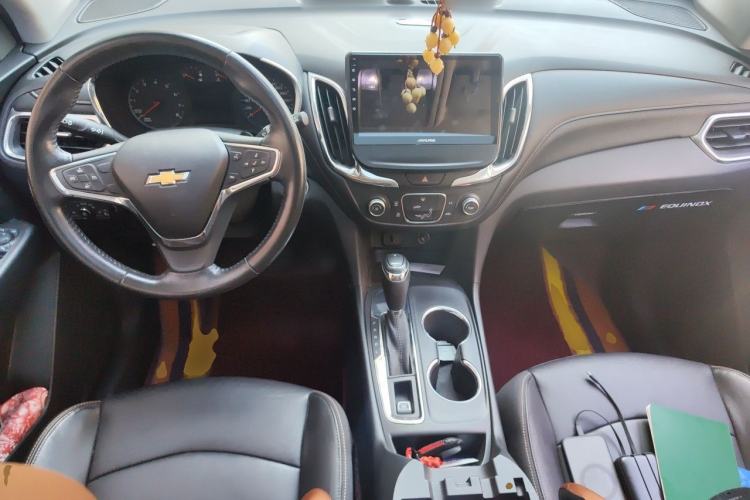 Used Chevrolet Equinox 2019 535T Automatic Chijie Edition China V Standard Center Console