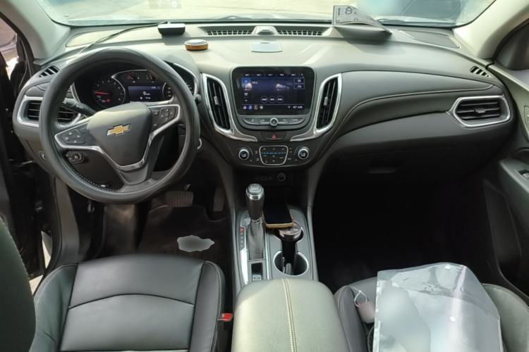 Used Chevrolet Equinox 2019 535T Automatic YuJie Edition China V Standard Center Console