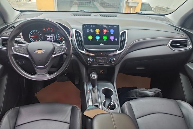 Used Chevrolet Equinox 2019 535T Automatic Chijie Edition China VI Center Console