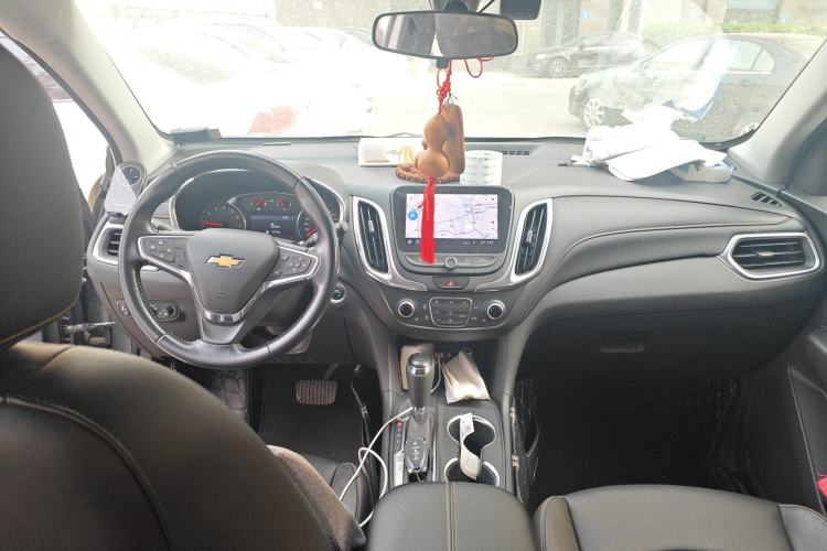 Used Chevrolet Equinox 2019 535T Automatic YuJie Edition China VI Center Console