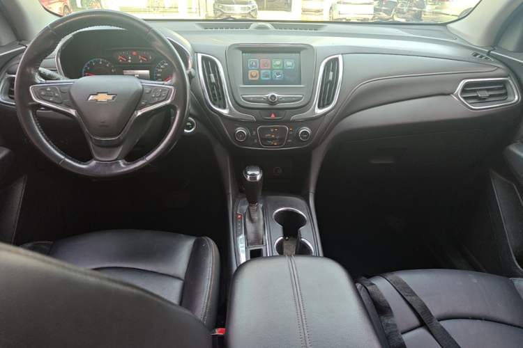 Used Chevrolet Equinox 2019 535T Automatic Chijie Edition China V Standard Center Console