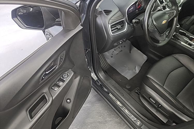 Used Chevrolet Equinox 2019 535T Automatic YuJie Edition China VI Driver Seat