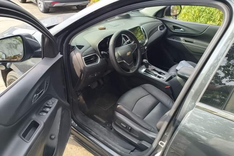 Used Chevrolet Equinox 2019 535T Automatic YuJie Edition China V Standard Driver Seat