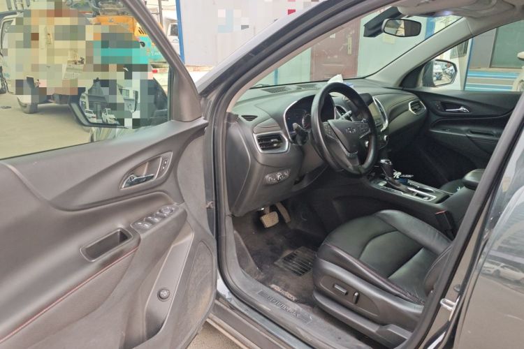 Used Chevrolet Equinox 2019 Redline 550T Automatic All-Wheel-Drive RS Model China V Standard Driver Seat