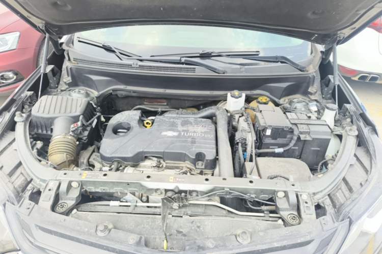 Used Chevrolet Equinox 2019 535T Automatic YuJie Edition China V Standard Engine Bay