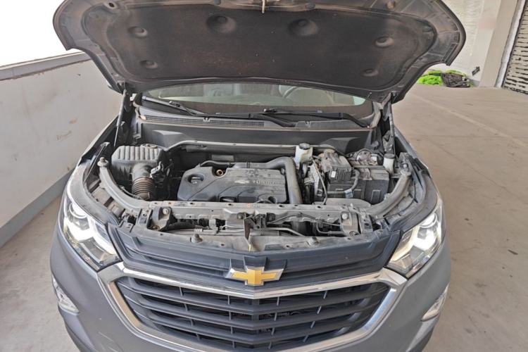 Used Chevrolet Equinox 2019 535T Automatic YuJie Edition China VI Engine Bay