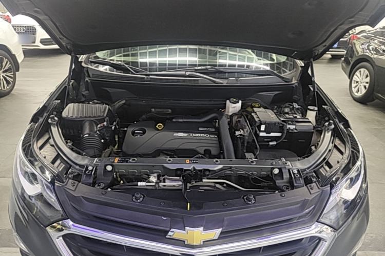 Used Chevrolet Equinox 2019 535T Automatic YuJie Edition China VI Engine Bay